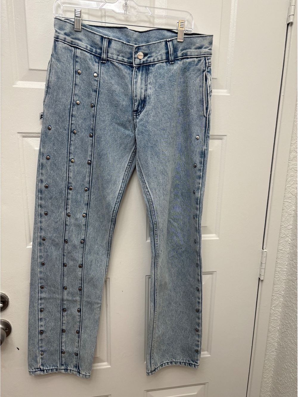 Pilcro by Anthropologie Studded Straight Leg Jeans Size Large Casual Denim